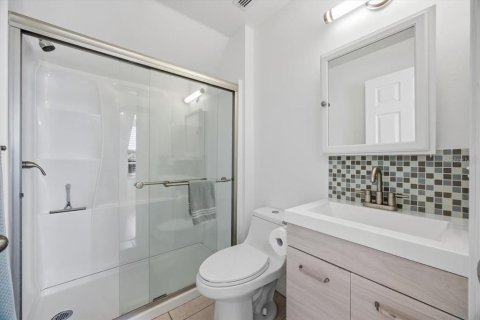 Villa ou maison à vendre à Auburndale, Floride: 4 chambres, 256.32 m2 № 2142609 - photo 25