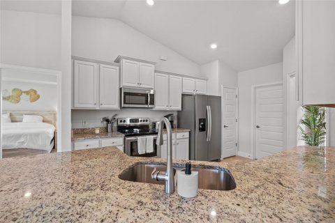 House in Rotonda, Florida 4 bedrooms, 163.69 sq.m. № 2207788 - photo 24