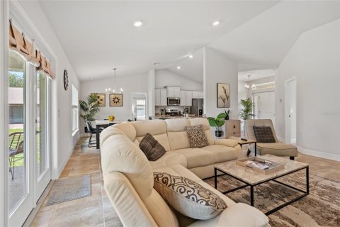 House in Rotonda, Florida 4 bedrooms, 163.69 sq.m. № 2207788 - photo 20