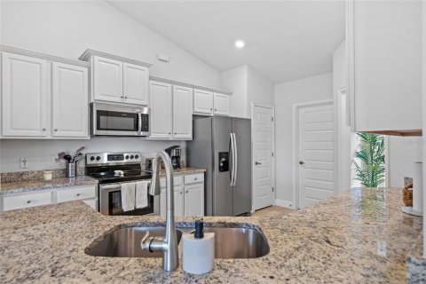 House in Rotonda, Florida 4 bedrooms, 163.69 sq.m. № 2207788 - photo 25