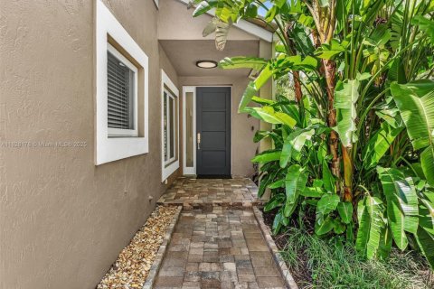 Villa ou maison à vendre à Plantation, Floride: 3 chambres, 156.08 m2 № 1925253 - photo 3