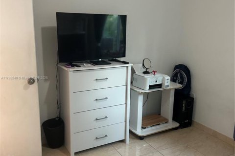 Купить виллу или дом в Майами, Флорида 4 спальни, 133.78м2, № 1875334 - фото 2