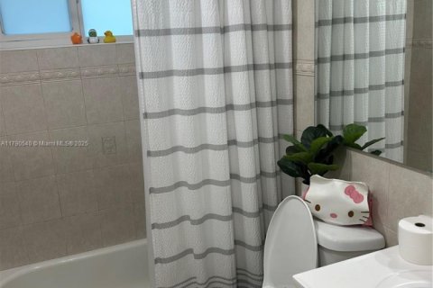 Купить виллу или дом в Майами, Флорида 4 спальни, 133.78м2, № 1875334 - фото 18