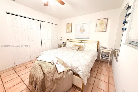 Casa en venta en Dania Beach, Florida, 2 dormitorios, 133.78 m2 № 1944453 - foto 6