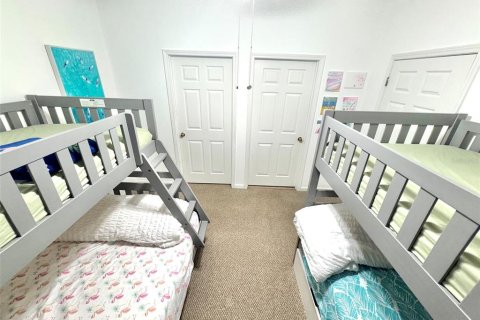 Condo in Seminole, Florida, 2 bedrooms  № 2155997 - photo 27