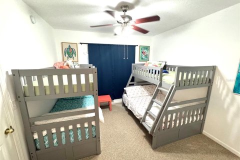 Condo in Seminole, Florida, 2 bedrooms  № 2155997 - photo 22