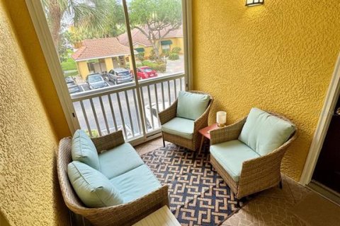 Condo in Seminole, Florida, 2 bedrooms  № 2155997 - photo 4