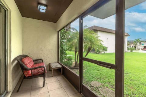 Touwnhouse à vendre à Sarasota, Floride: 2 chambres, 124.77 m2 № 1899268 - photo 14
