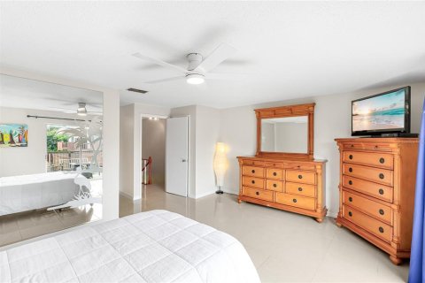 Touwnhouse à vendre à Sarasota, Floride: 2 chambres, 124.77 m2 № 1899268 - photo 18