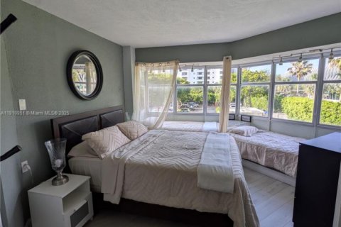 Condo in Miami Beach, Florida, 1 bedroom  № 1966164 - photo 6