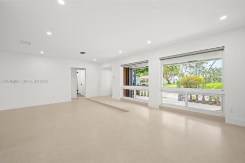 Villa ou maison à louer à Hollywood, Floride: 3 chambres, 187.66 m2 № 2073658 - photo 10