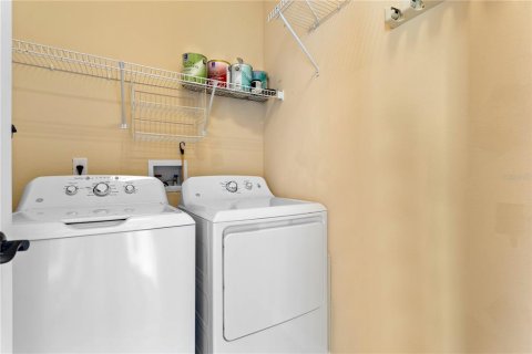 Condo in Sanford, Florida, 2 bedrooms № 2149957 - photo 16