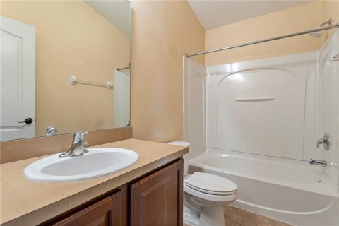 Condo in Sanford, Florida, 2 bedrooms № 2149957 - photo 18