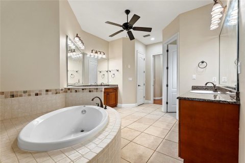 Villa ou maison à vendre à Sanford, Floride: 4 chambres, 313.45 m2 № 2143539 - photo 28