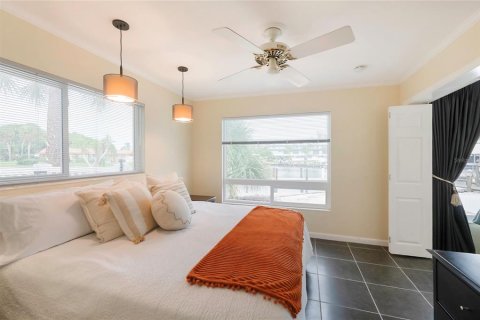 House in Bradenton, Florida 3 bedrooms, 154.31 sq.m. № 2258559 - photo 26