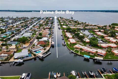 House in Bradenton, Florida 3 bedrooms, 154.31 sq.m. № 2258559 - photo 5
