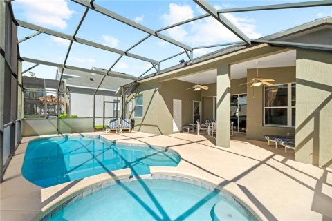 House in Kissimmee, Florida 3 bedrooms, 154.59 sq.m. № 1725816 - photo 3