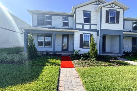 House in Clermont, Florida 3 bedrooms, 153.47 sq.m. № 2360602