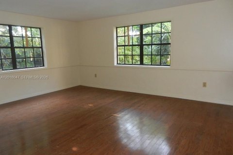 Casa en venta en Homestead, Florida, 5 dormitorios, 315.03 m2 № 2247409 - foto 17