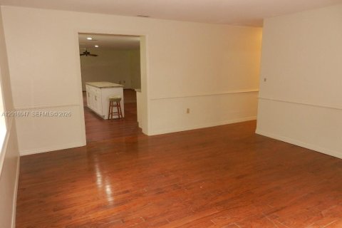 Casa en venta en Homestead, Florida, 5 dormitorios, 315.03 m2 № 2247409 - foto 19