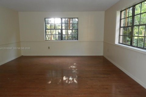 Casa en venta en Homestead, Florida, 5 dormitorios, 315.03 m2 № 2247409 - foto 16