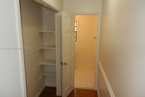 Casa en venta en Homestead, Florida, 5 dormitorios, 315.03 m2 № 2247409 - foto 21