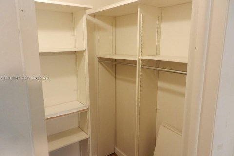 Casa en venta en Homestead, Florida, 5 dormitorios, 315.03 m2 № 2247409 - foto 28