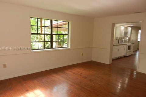 Casa en venta en Homestead, Florida, 5 dormitorios, 315.03 m2 № 2247409 - foto 18
