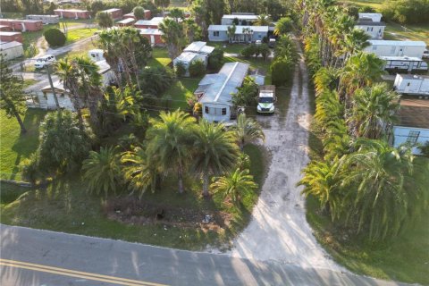 Commercial property in Okeechobee, Florida № 2248478 - photo 8