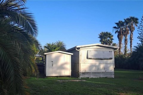 Commercial property in Okeechobee, Florida № 2248478 - photo 13