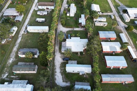 Commercial property in Okeechobee, Florida № 2248478 - photo 4