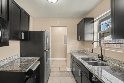 Villa ou maison à vendre à Daytona Beach, Floride: 3 chambres, 92.53 m2 № 2399376 - photo 7