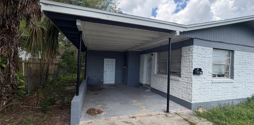 Villa ou maison à Daytona Beach, Floride 3 chambres, 92.53 m2 № 2399376
