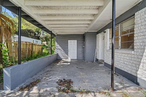 Villa ou maison à vendre à Daytona Beach, Floride: 3 chambres, 92.53 m2 № 2399376 - photo 2