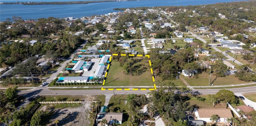 Terreno en Englewood, Florida № 1536471