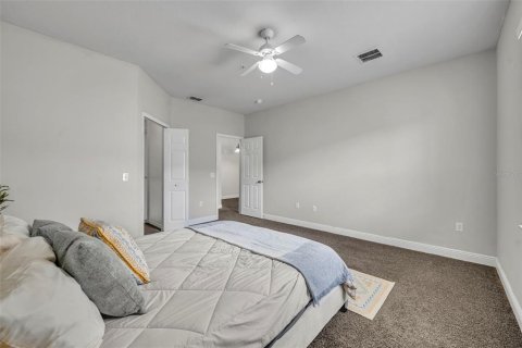 Condo in Winter Garden, Florida, 2 bedrooms  № 2100599 - photo 24