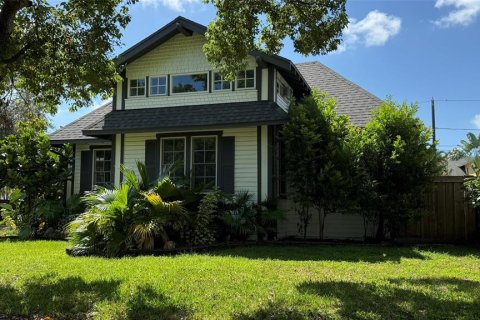 Casa en venta en Saint Petersburg, Florida, 4 dormitorios, 268.12 m2 № 1912003 - foto 6