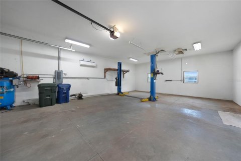 House in Englewood, Florida 2 bedrooms, 168.71 sq.m. № 1894089 - photo 26