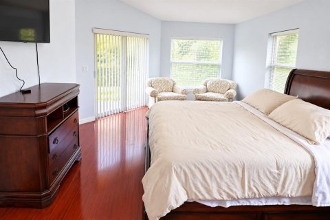 Villa ou maison à louer à Kissimmee, Floride: 3 chambres, 218.41 m2 № 2349706 - photo 18