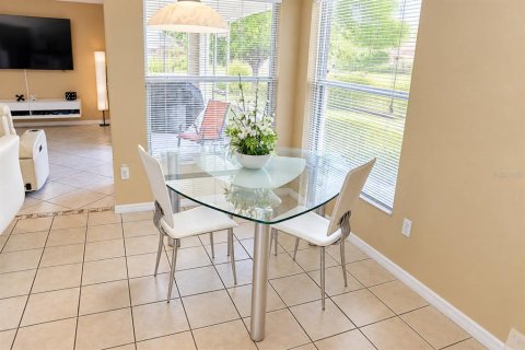 Villa ou maison à louer à Kissimmee, Floride: 3 chambres, 218.41 m2 № 2349706 - photo 12