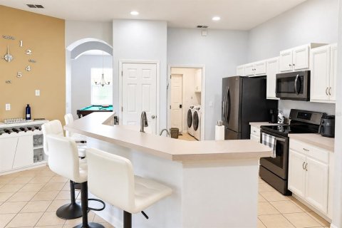 Villa ou maison à louer à Kissimmee, Floride: 3 chambres, 218.41 m2 № 2349706 - photo 8
