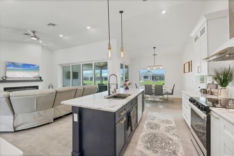 Casa en venta en Port Charlotte, Florida, 3 dormitorios, 173.17 m2 № 1780653 - foto 18
