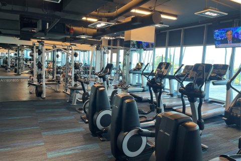 Купить кондоминиум в Майами, Флорида 1 спальня, 70.7м2, № 1809722 - фото 25