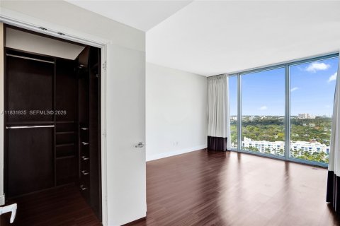 Купить кондоминиум в Майами, Флорида 1 спальня, 70.7м2, № 1809722 - фото 30