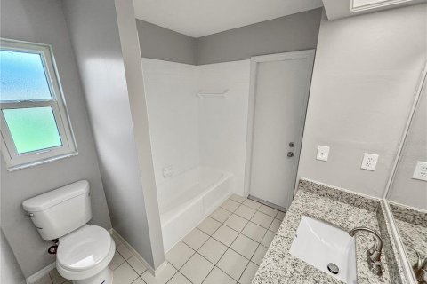 Casa en alquiler en Englewood, Florida, 3 dormitorios, 151.99 m2 № 1842281 - foto 6