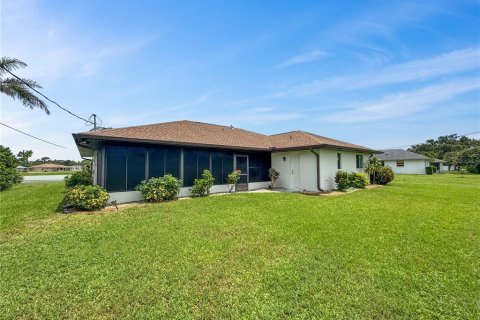 Casa en alquiler en Englewood, Florida, 3 dormitorios, 151.99 m2 № 1842281 - foto 16