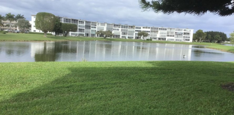 Condo in Boca Raton, Florida, 2 bedrooms № 913237