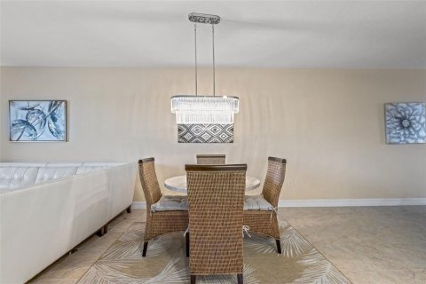 Condominio en venta en New Smyrna Beach, Florida, 2 dormitorios, 129.04 m2 № 1722589 - foto 9