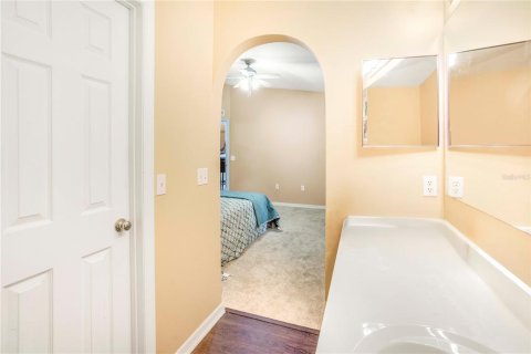 House in Titusville, Florida 3 bedrooms, 136.29 sq.m. № 1916615 - photo 21