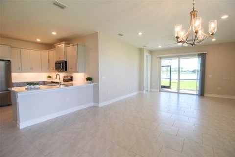 Casa en alquiler en Venice, Florida, 2 dormitorios, 139.63 m2 № 1849824 - foto 3